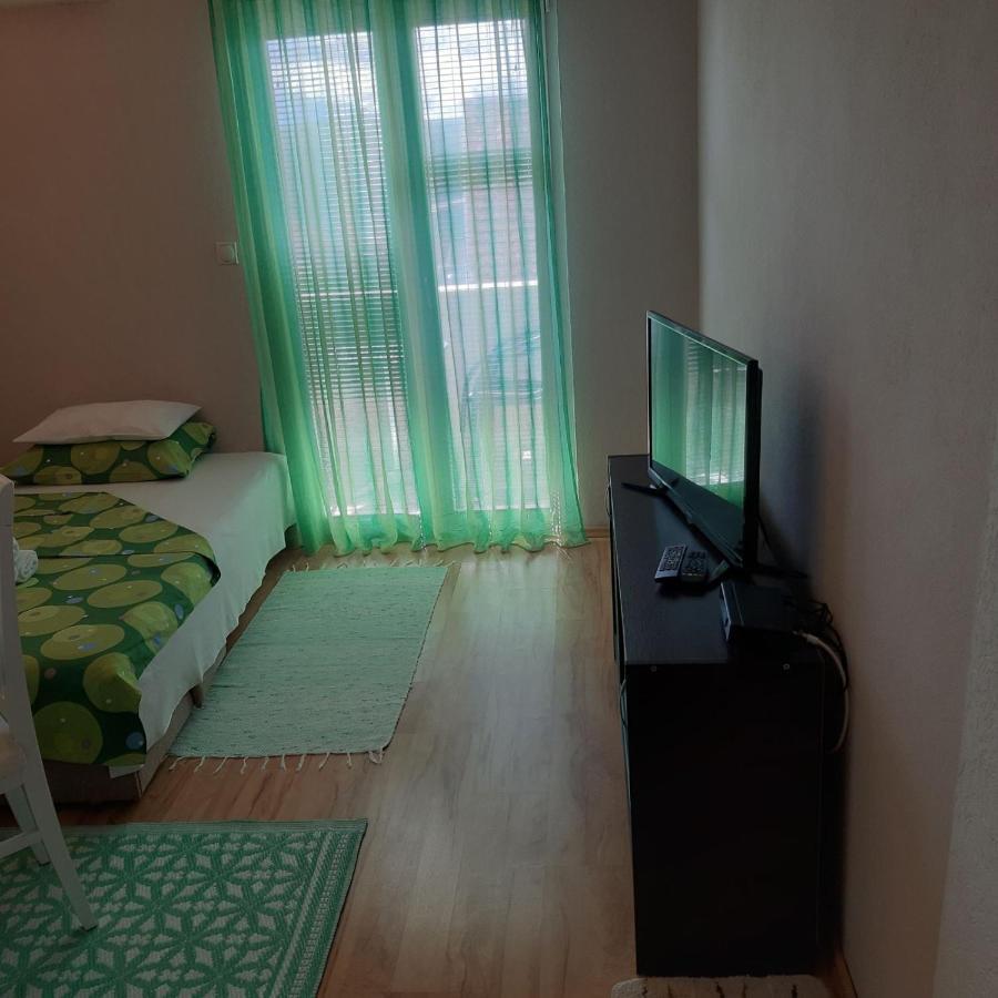 Apartmani Beljkas Tivat Luaran gambar