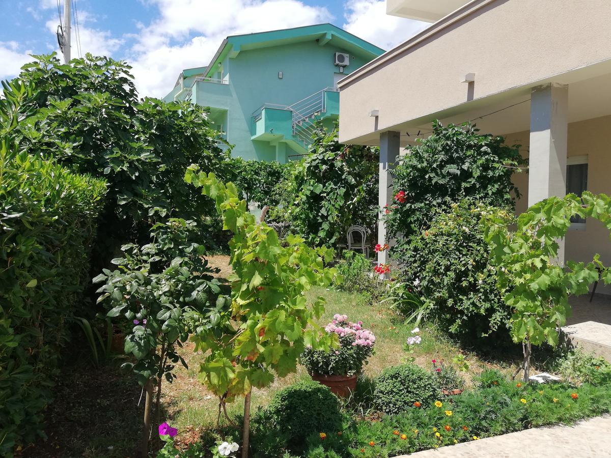 Apartmani Beljkas Tivat Luaran gambar