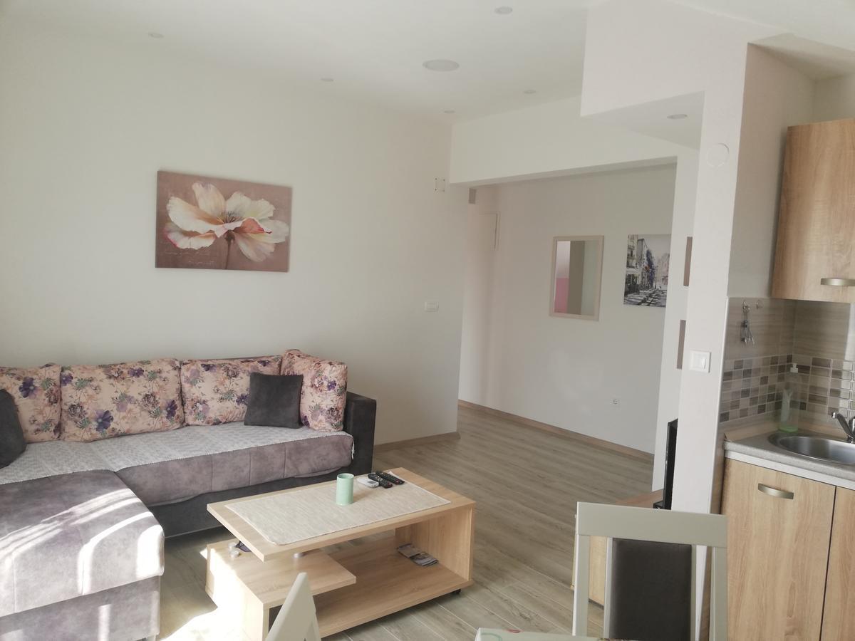 Apartmani Beljkas Tivat Luaran gambar